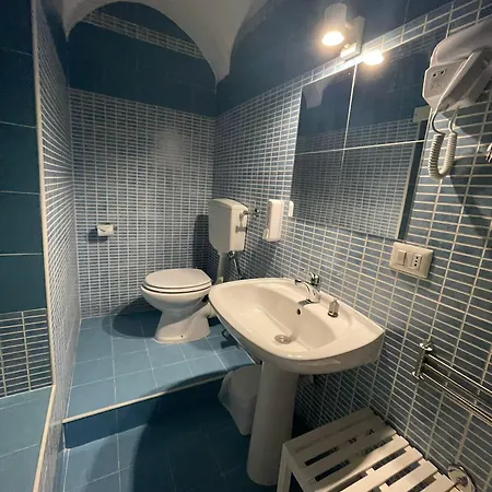 Palazzo Belmosto Alojamento de Acomodação e Pequeno-almoço 3*