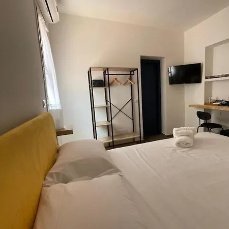 Palazzo Belmosto 3* Neapol