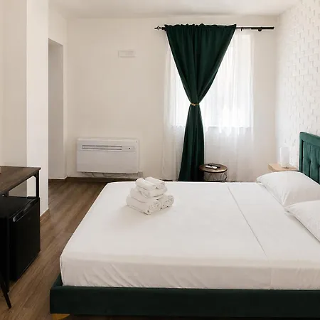 Bed and Breakfast Palazzo Belmosto Νάπολη