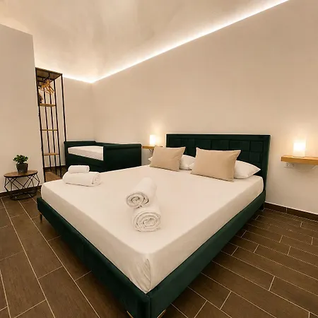 Palazzo Belmosto Neapol