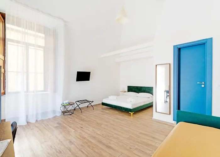 Palazzo Belmosto Bed & Breakfast Napels